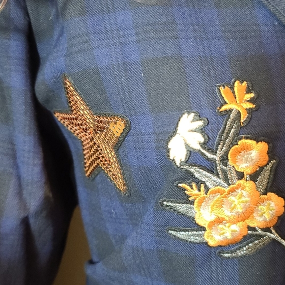 Sam Edelman Patch Embellished Plaid Sleep Shirt - Picture 11 of 11